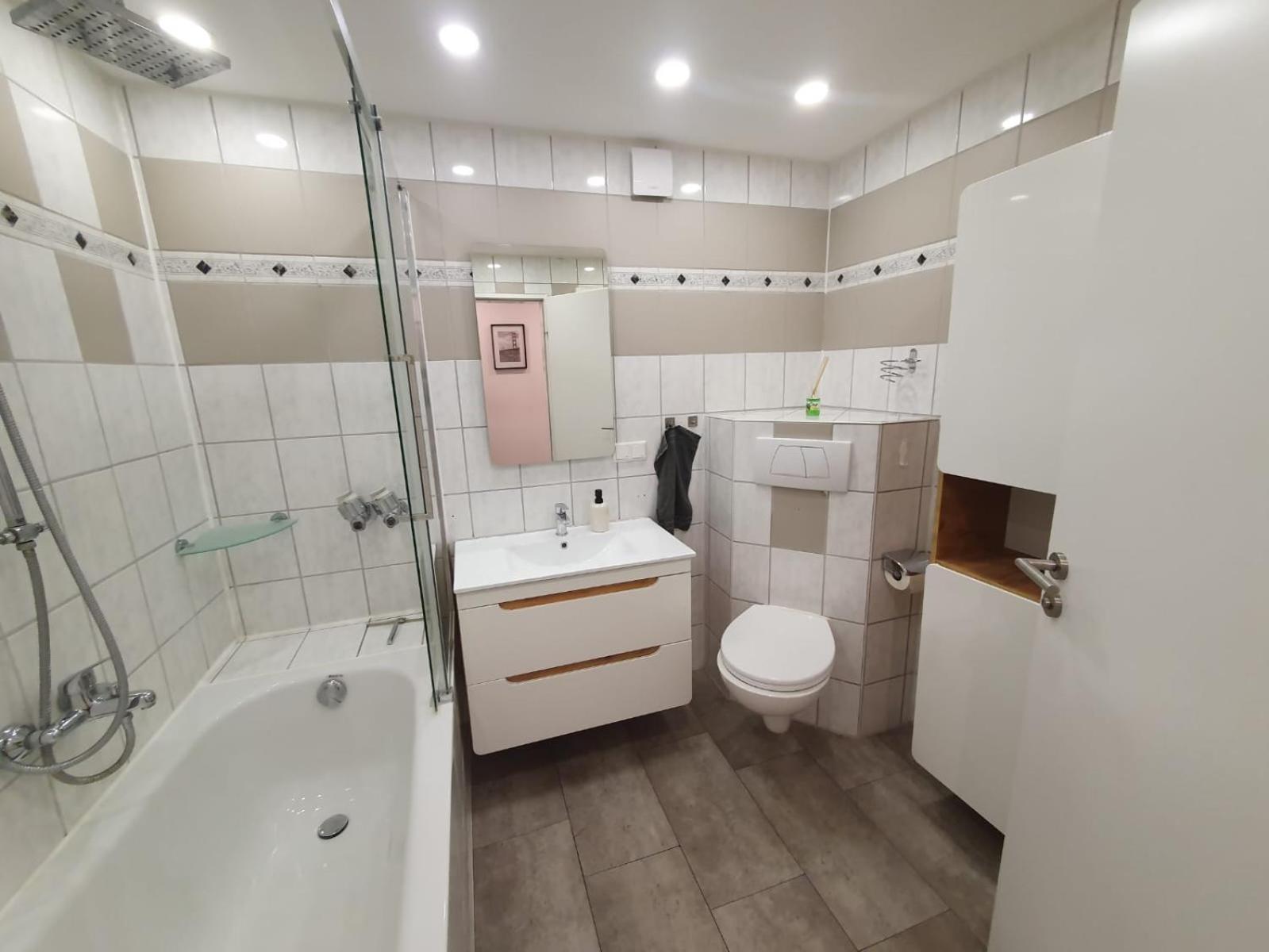 Moebeliertes Wohnen Auf Zeit Am Yachthafen Apartman Bremerhaven Kültér fotó